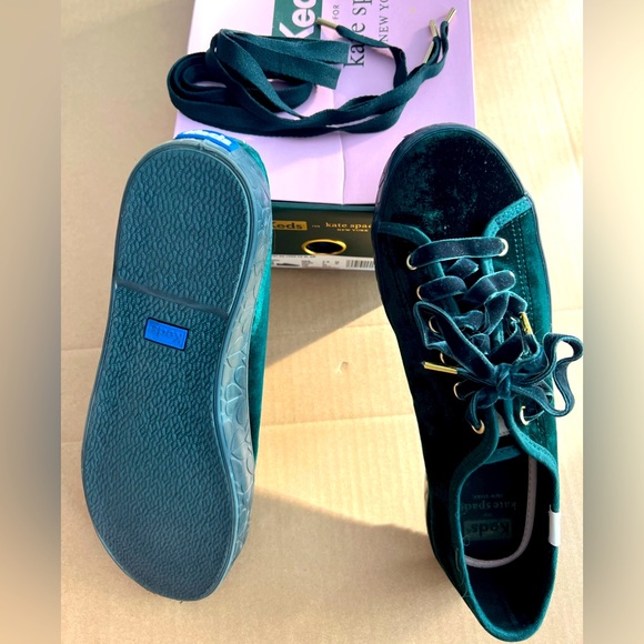 EUC GREEN VELVET KEDS - Picture 2 of 2